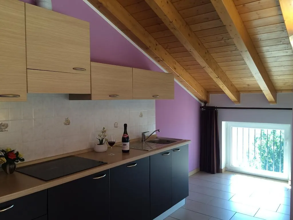 Residence Le Azalee & Spa Vercana Apartment