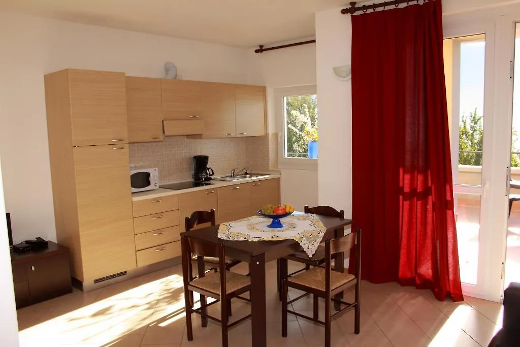 Residence Le Azalee & Spa Vercana