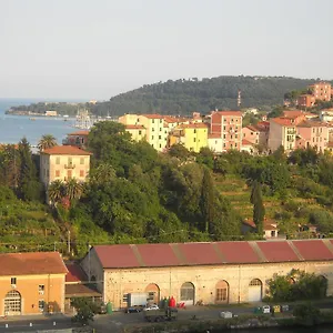 https://giada-apartment-la-spezia.hotelitalianriviera.com